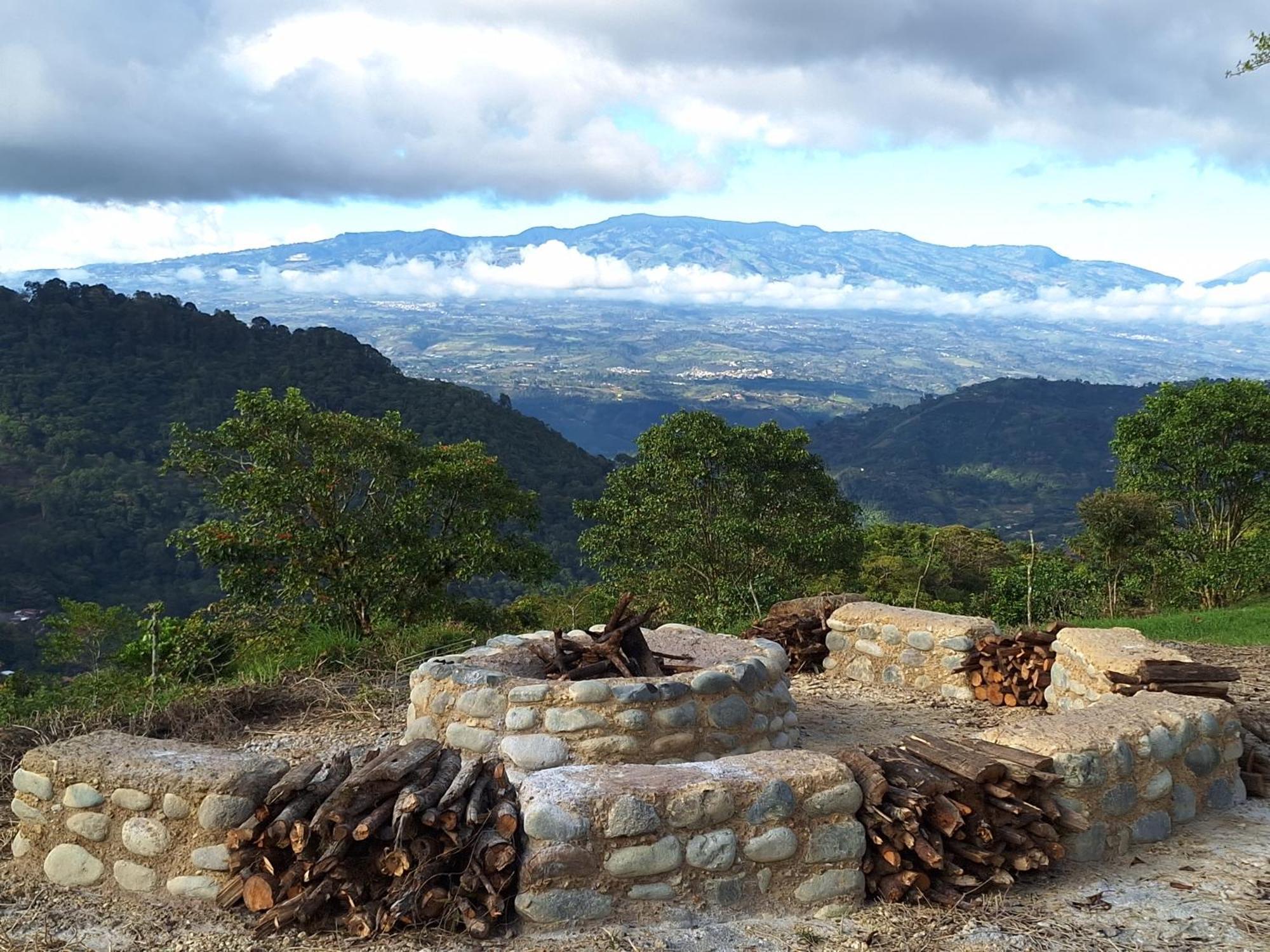 Finca Queveri Orosi Exterior photo